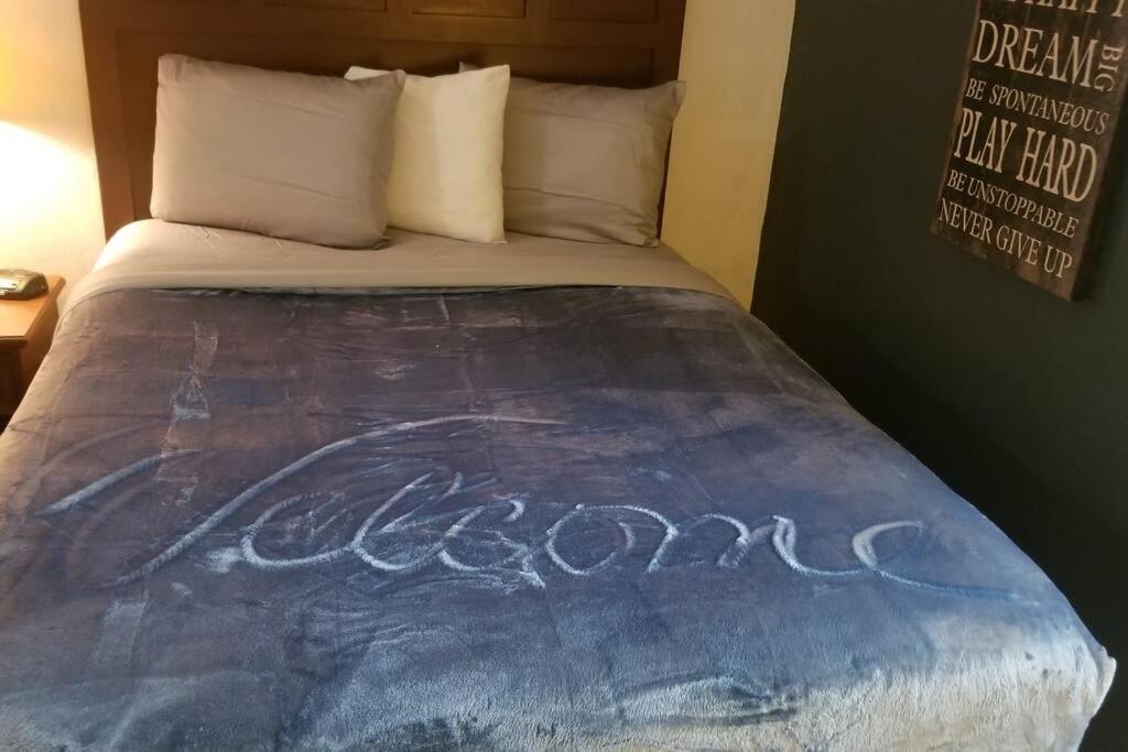 Osu 2 Queen Beds Hotel Room 117 Wi-Fi Stillwater Luaran gambar